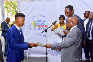 charly Shamba salué par le ministre de l'innovation